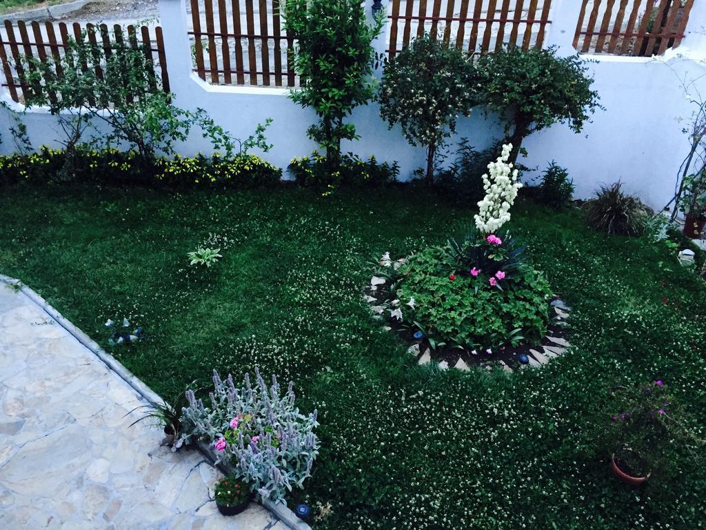 Petrovi Guest House Obzor Ruang foto