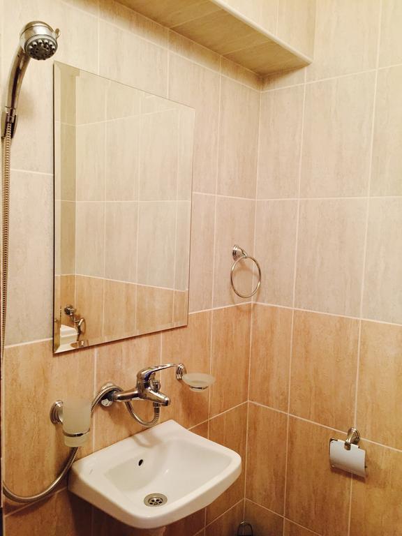 Petrovi Guest House Obzor Ruang foto